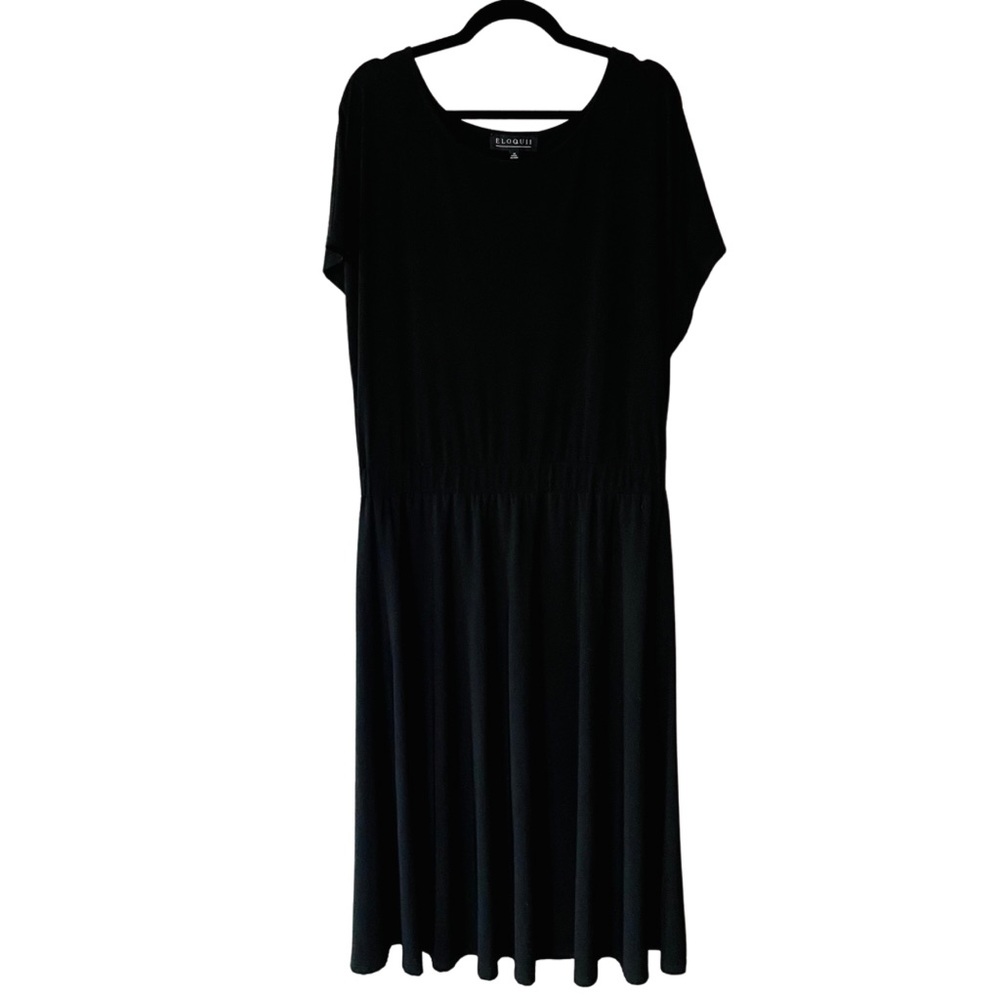 Eloquii travel dress. Size 18. The perfect dress to bring on your next vacation.